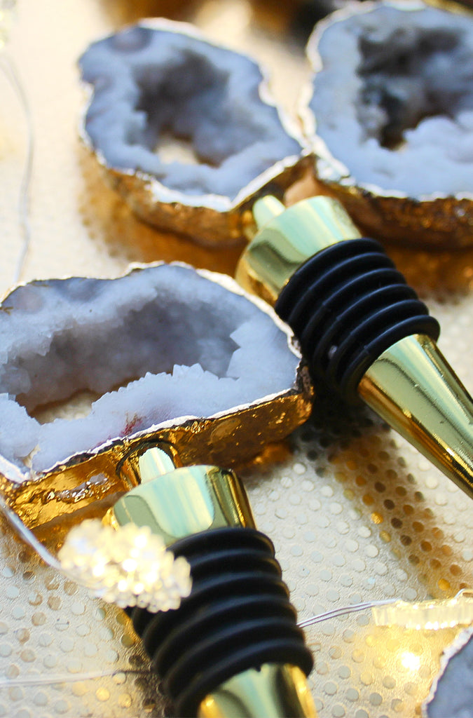 OUTLET Gold Plated White Geode Bottle Stopper